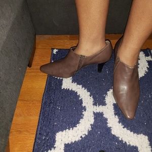 Brown leather bootie (cloud walkers)